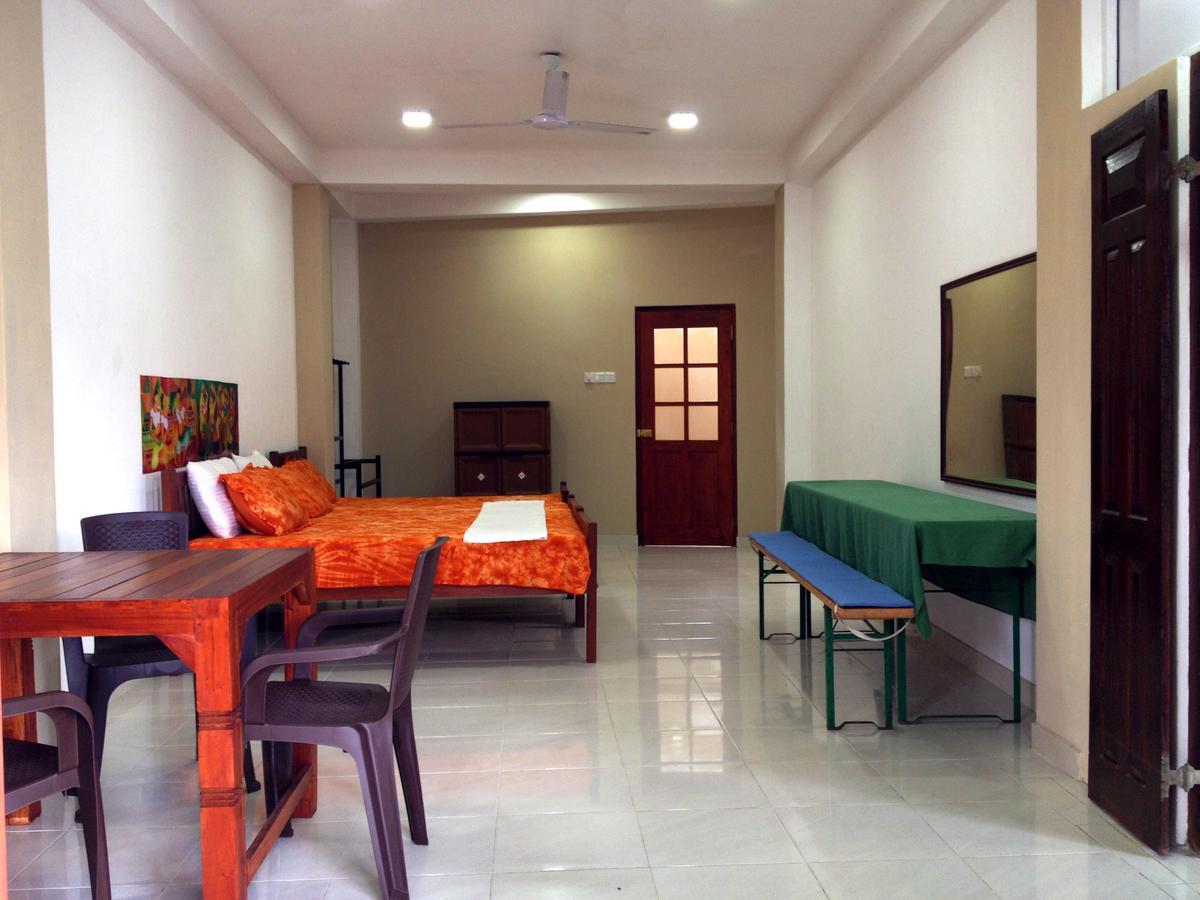 New Shangrela Beach Resort Ambalangoda  Buitenkant foto