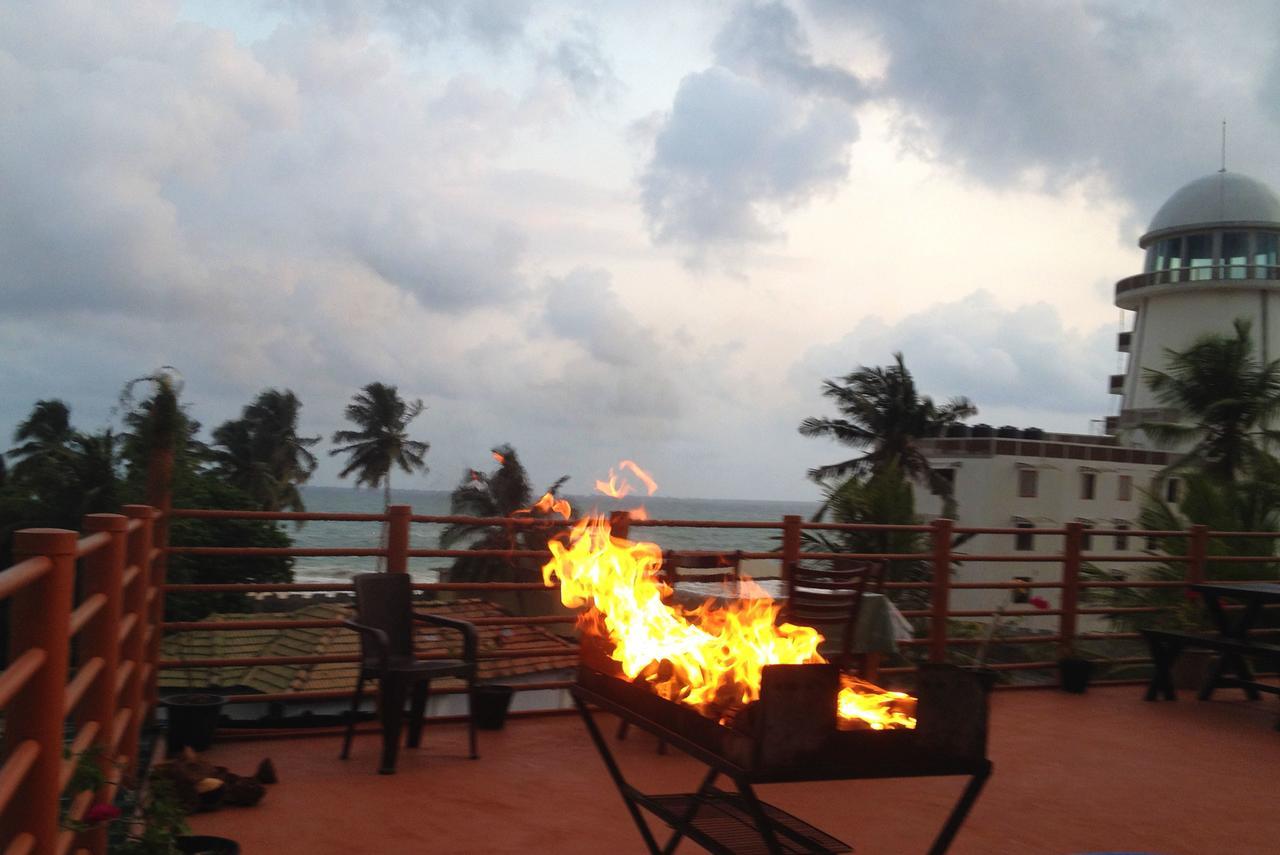 New Shangrela Beach Resort Ambalangoda  Buitenkant foto