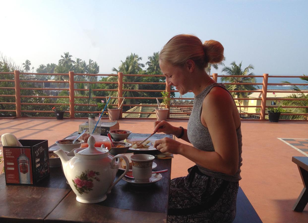 New Shangrela Beach Resort Ambalangoda  Buitenkant foto