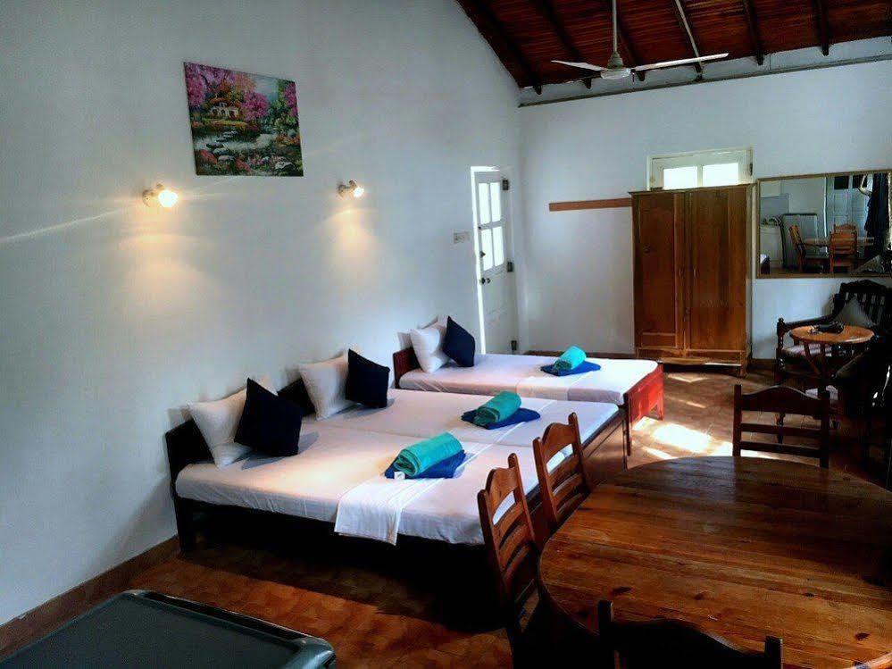 New Shangrela Beach Resort Ambalangoda  Buitenkant foto