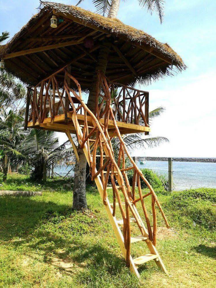 New Shangrela Beach Resort Ambalangoda  Buitenkant foto